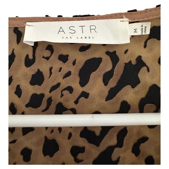 Astr The Label Nikita Leopard Long Sleeve Ruched Mini Dress // Size M - Picture 3 of 5